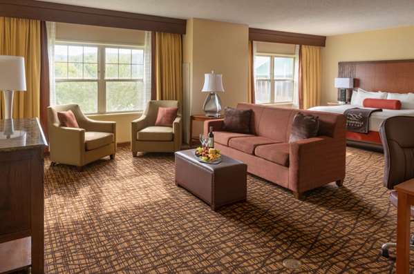 Suite - Stonewall Resort Roanoke