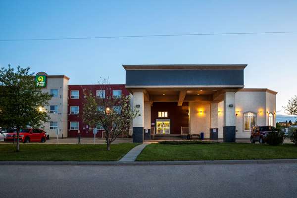 Exterior view - Quality Inn & Suites Whitecourt