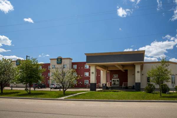Exterior view - Quality Inn & Suites Whitecourt