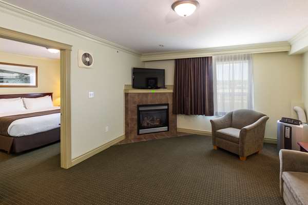 Suite - Quality Inn & Suites Whitecourt