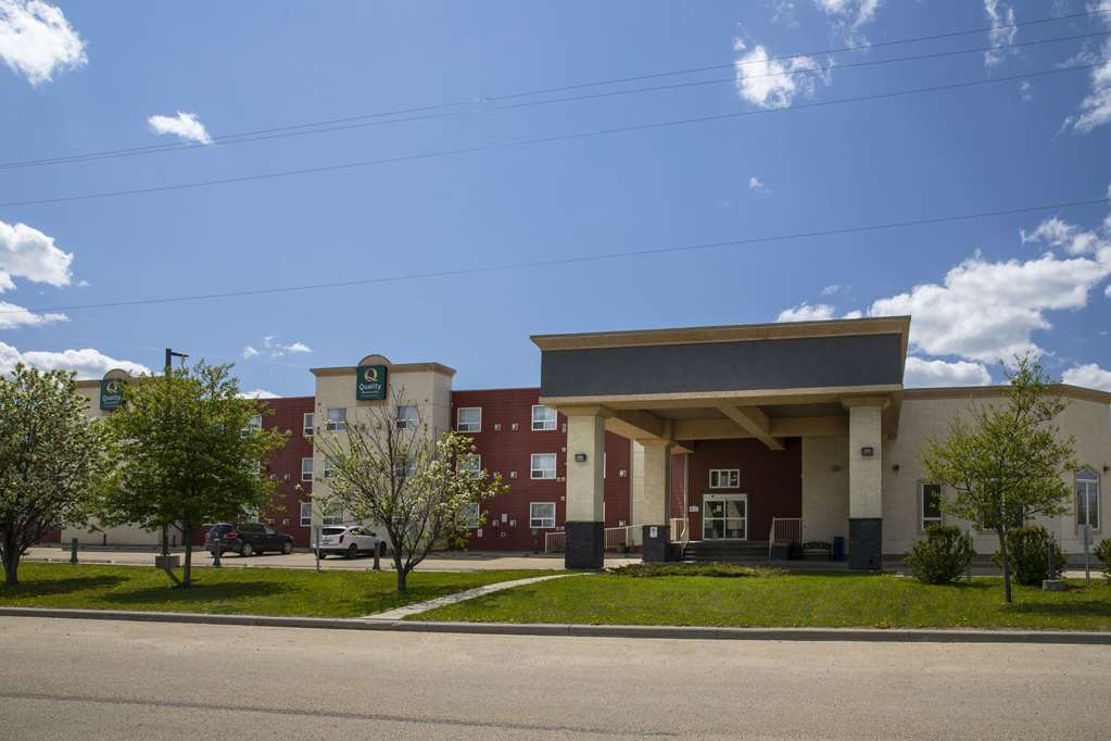 Quality Inn and Suites Whitecourt