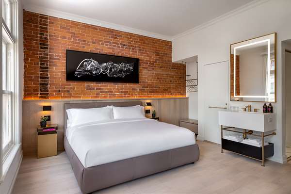  - Gladstone House West Queen West Toronto