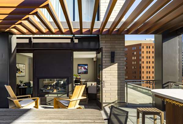 Suite - Thompson Hotel Downtown Denver