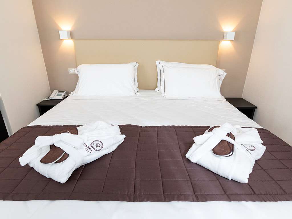 HOTEL VILLA CIPRESSI-guestroom-Guest Room,On-Site.jpg