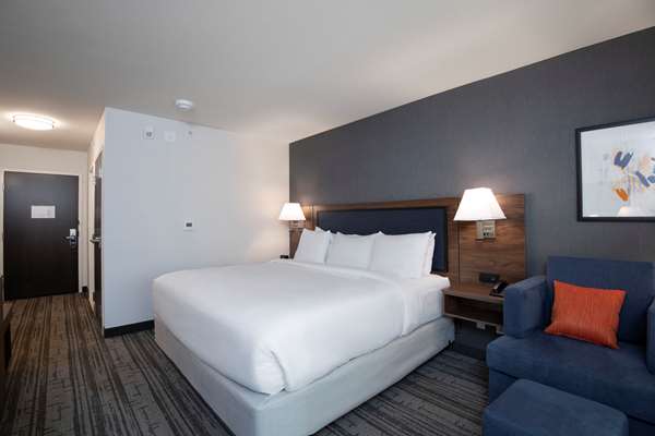  - Comfort Inn & Suites Carleton Place