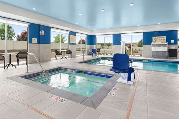 Pool - Hampton Inn Airport Bellingham - I-5, Exit 258