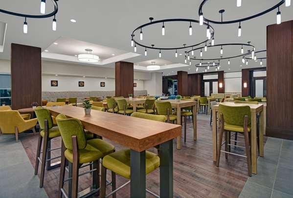 Restaurant - Hilton Garden Inn Medical Center Houston