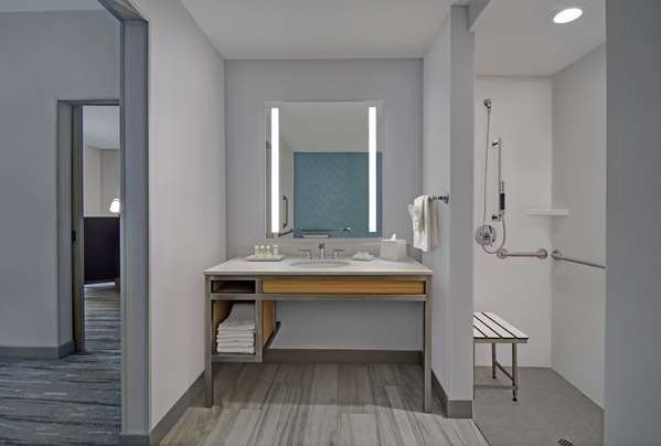  - Hilton Garden Inn Medical Center Houston