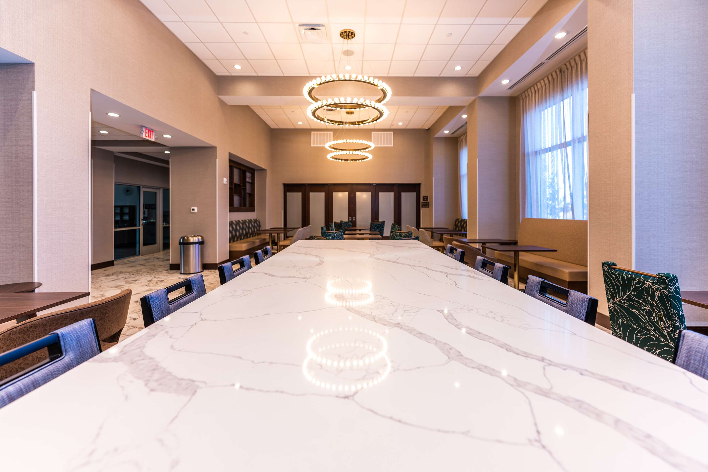 Lobby | Hampton Inn & Suites Sugar Land, Tx