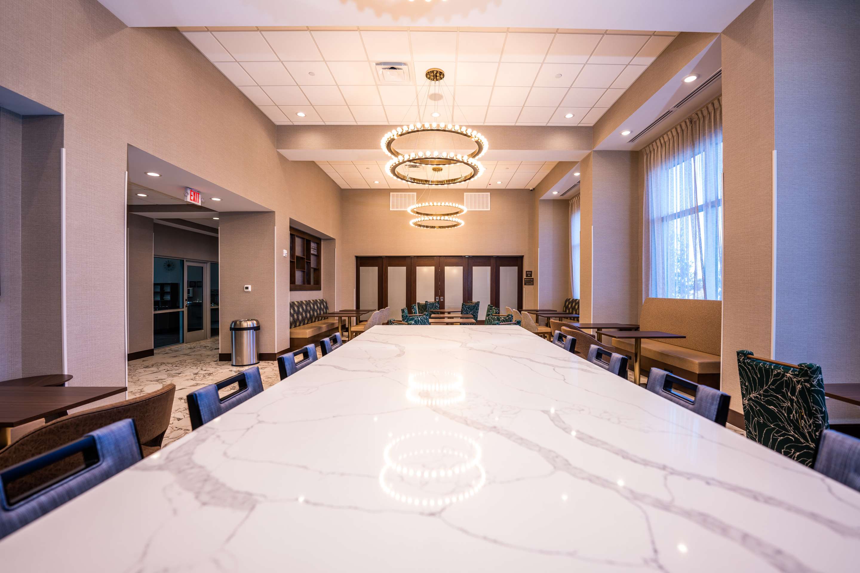Lobby | Hampton Inn & Suites Sugar Land, Tx