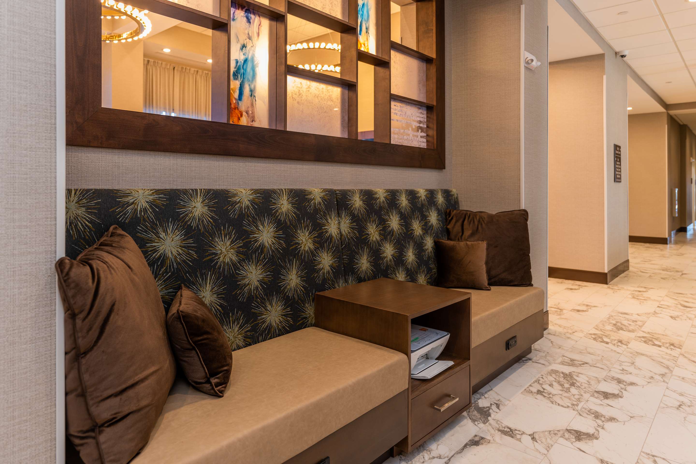 Business Center | Hampton Inn & Suites Sugar Land, Tx