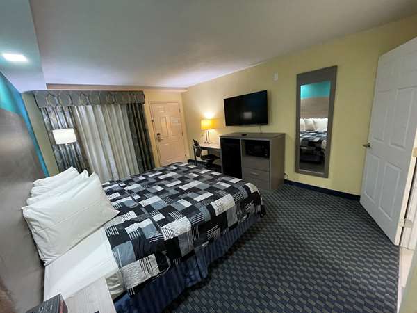  - SureStay Plus by Best Western Odessa - I-20, Exit 116