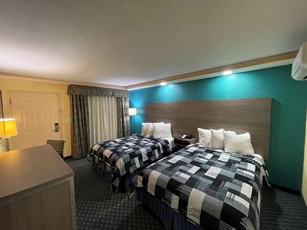  - SureStay Plus by Best Western Odessa - I-20, Exit 116