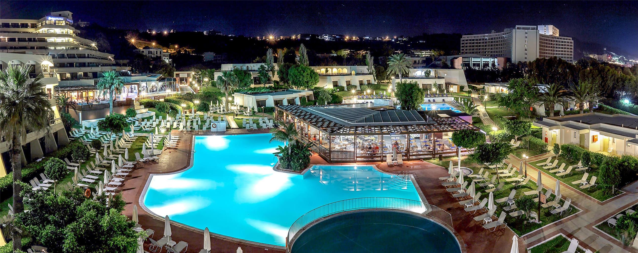 SOL COSMOPOLITAN RHODES-guestroom-Guest Room,Guest Room Amenity,Pool,Architecture,On-Site,Outdoor/Exterior,City,People,Waterfront,Exterior View of Building.jpg