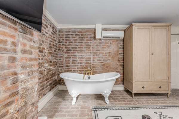 Suite - Bellwether House Hotel Savannah