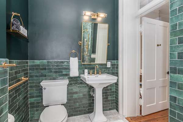 Suite - Bellwether House Hotel Savannah