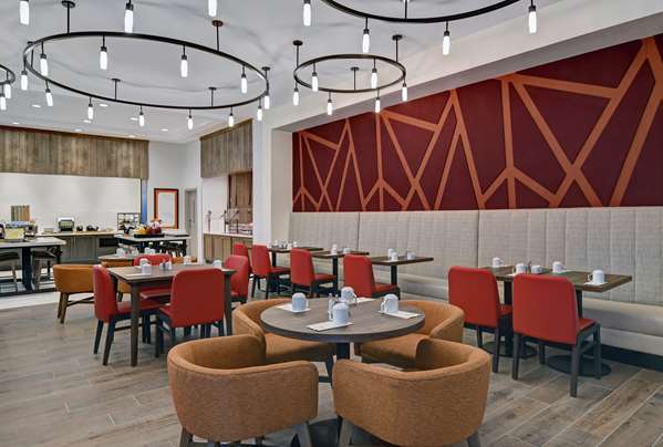 Restaurant - Hilton Garden Inn Madison