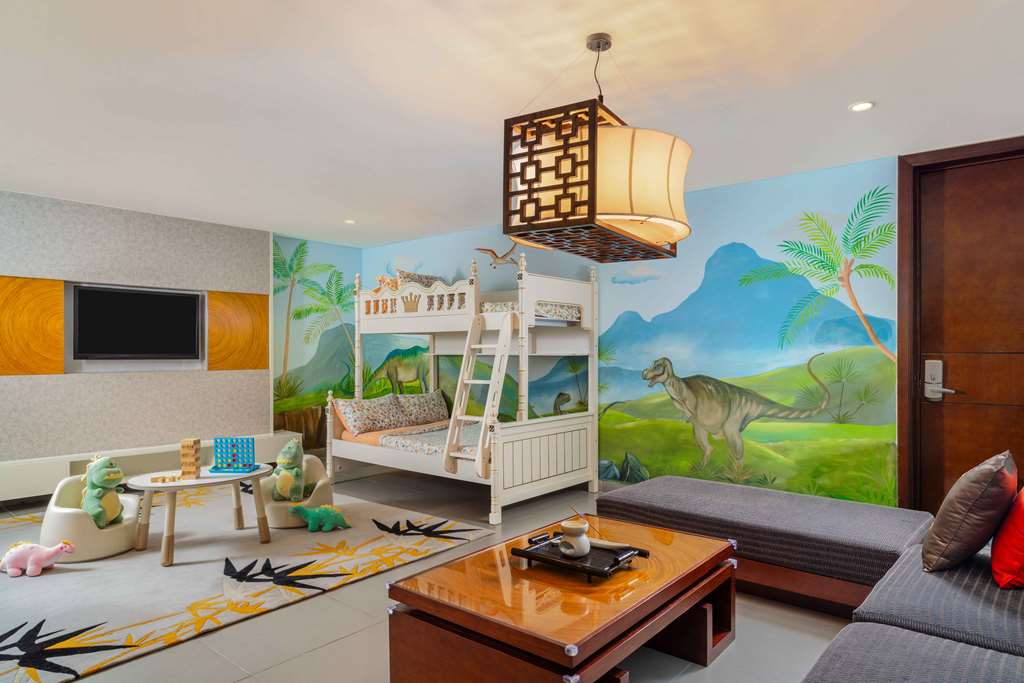Angsana Lang Co Vietnam-guestroom-Guest Room,Living Area,Architecture,Indoor/Interior,On-Site,Décor detail,Summer,View from room,Exterior View of Building,Animals.jpg