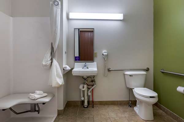  - Sleep Inn & Suites Kalamazoo - I-94, Exit 72