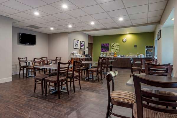 Amenities - Sleep Inn & Suites Kalamazoo - I-94, Exit 72