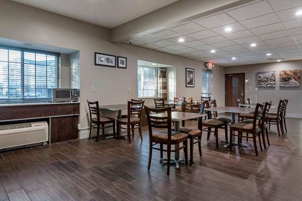 Amenities - Sleep Inn & Suites Kalamazoo - I-94, Exit 72