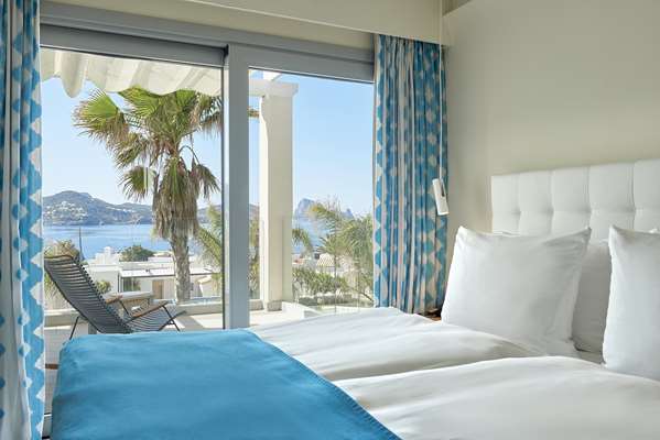 7PINES RESORT IBIZA - Photo 47