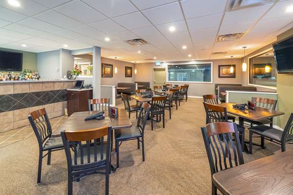 Restaurant - Econo Lodge Inn & Suites Medicine Hat