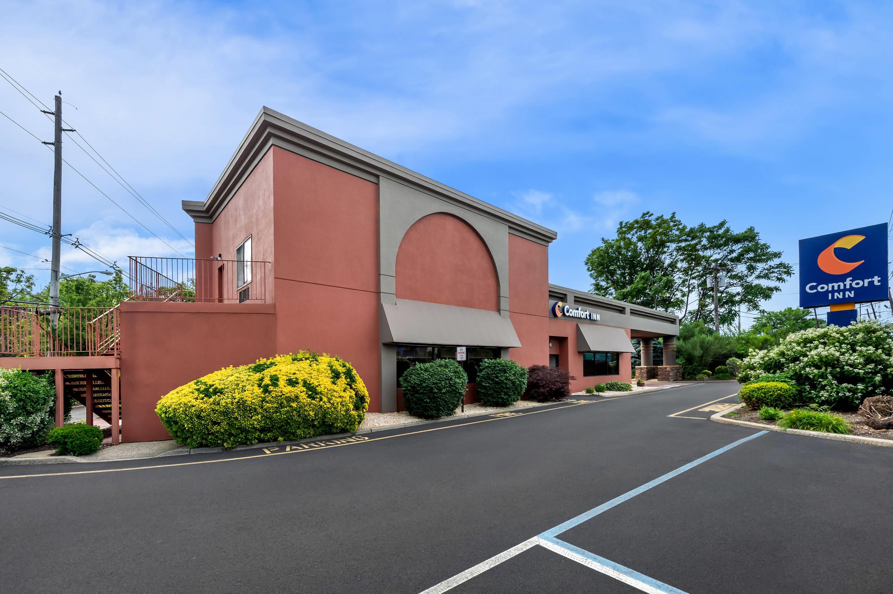 Hotel exterior | Comfort Inn Paramus