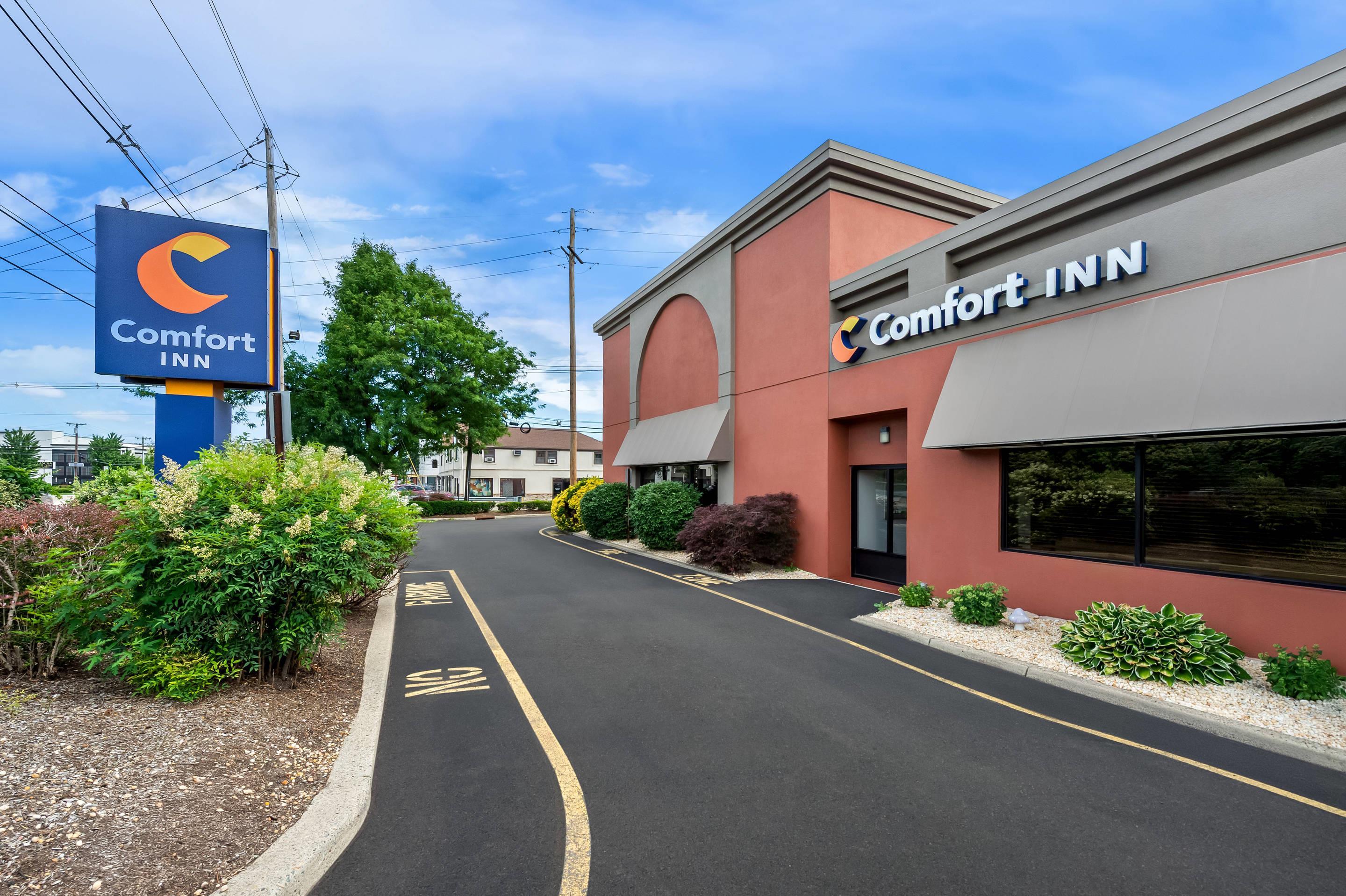 Hotel exterior | Comfort Inn Paramus