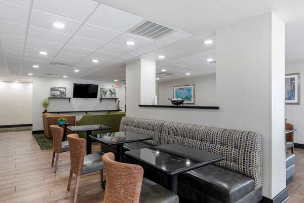 Amenities - Comfort Inn Sherman