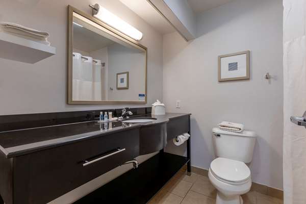  - Comfort Inn Sherman