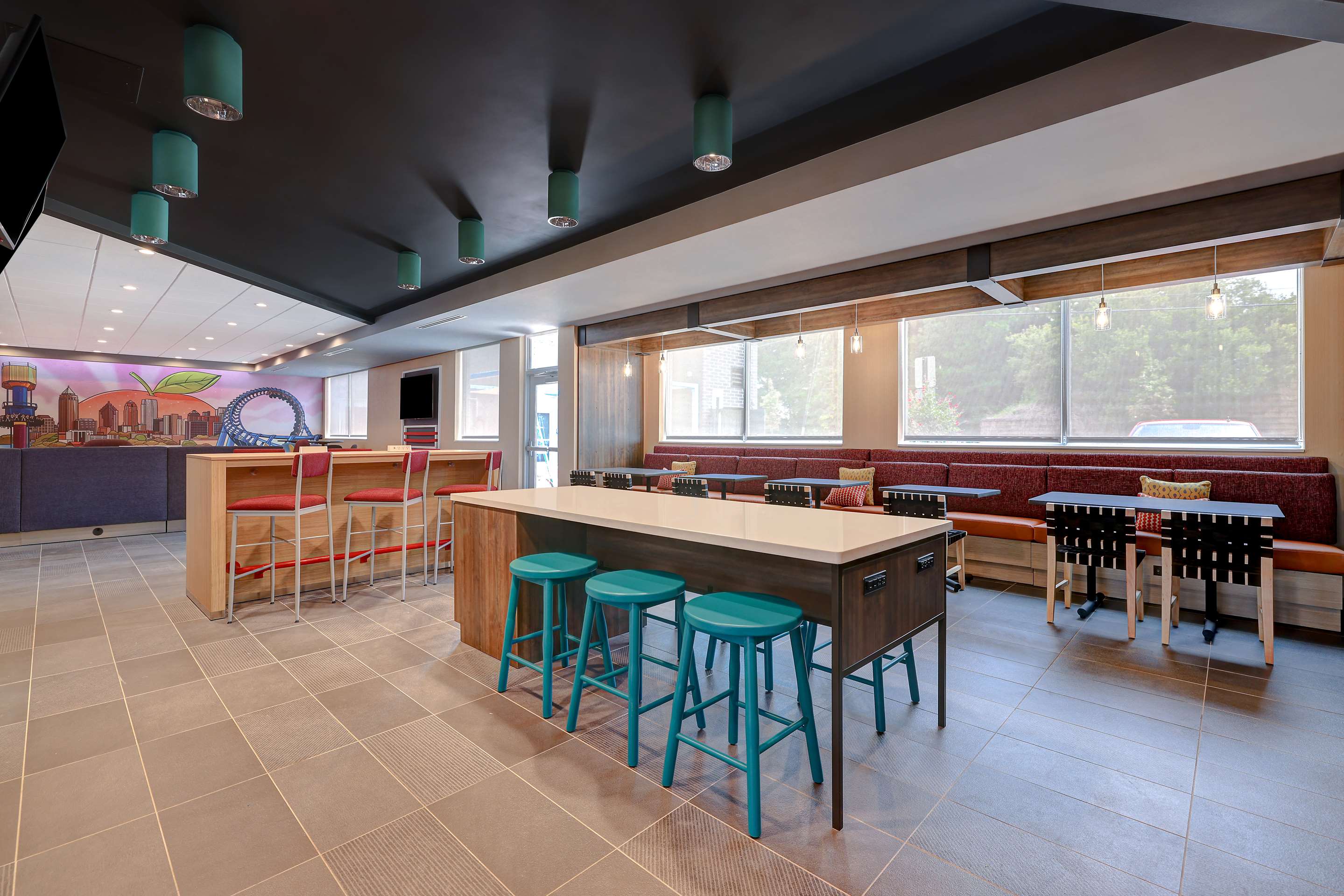 Breakfast Area | Tru by Hilton Lithia Springs, GA