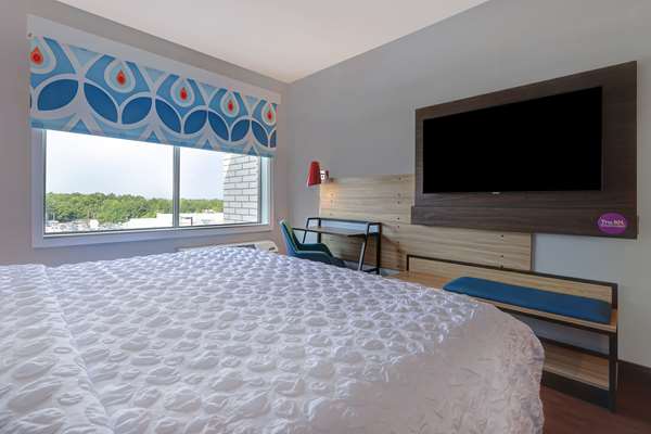  - Tru by Hilton Hotel Lithia Springs