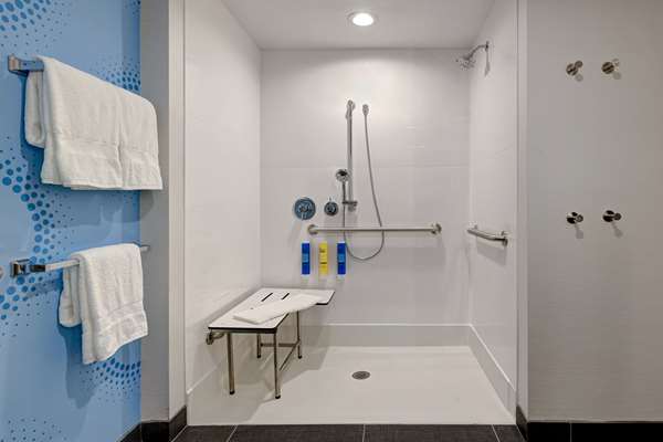  - Tru by Hilton Hotel Lithia Springs