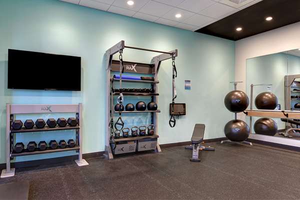 Fitness/ Exercise Room - Tru by Hilton Hotel Lithia Springs