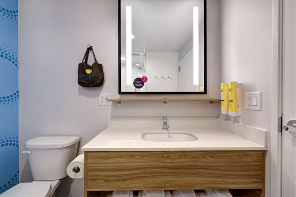  - Tru by Hilton Hotel Lithia Springs