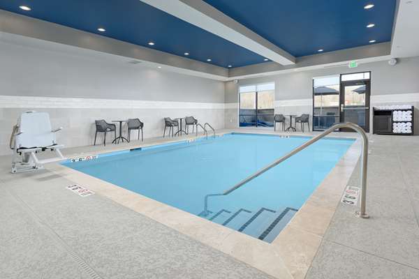 Pool - Hampton Inn Ashland City