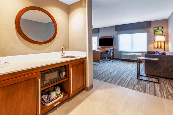  - Hampton Inn & Suites Bloomfield Hills