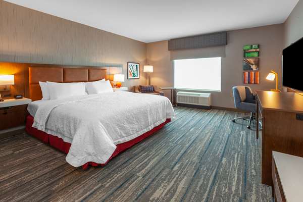  - Hampton Inn & Suites Bloomfield Hills