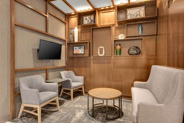  - Hyatt Place Hotel Downtown Colorado Springs - I-25, Exit 142