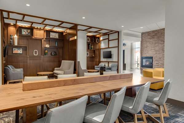  - Hyatt Place Hotel Downtown Colorado Springs - I-25, Exit 142