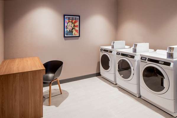  - Hilton Garden Inn University Capitol District Austin - I-35, Exit 235A