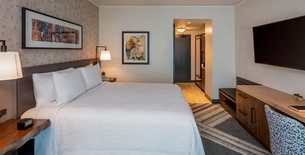  - Hilton Garden Inn University Capitol District Austin - I-35, Exit 235A