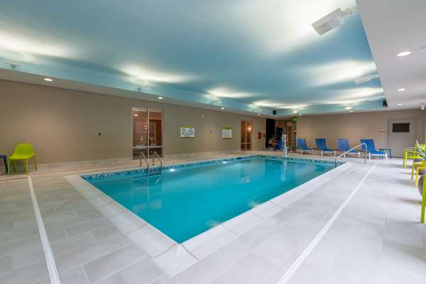 Pool - Home2 Suites by Hilton Pocatel - I-15, Exit 69