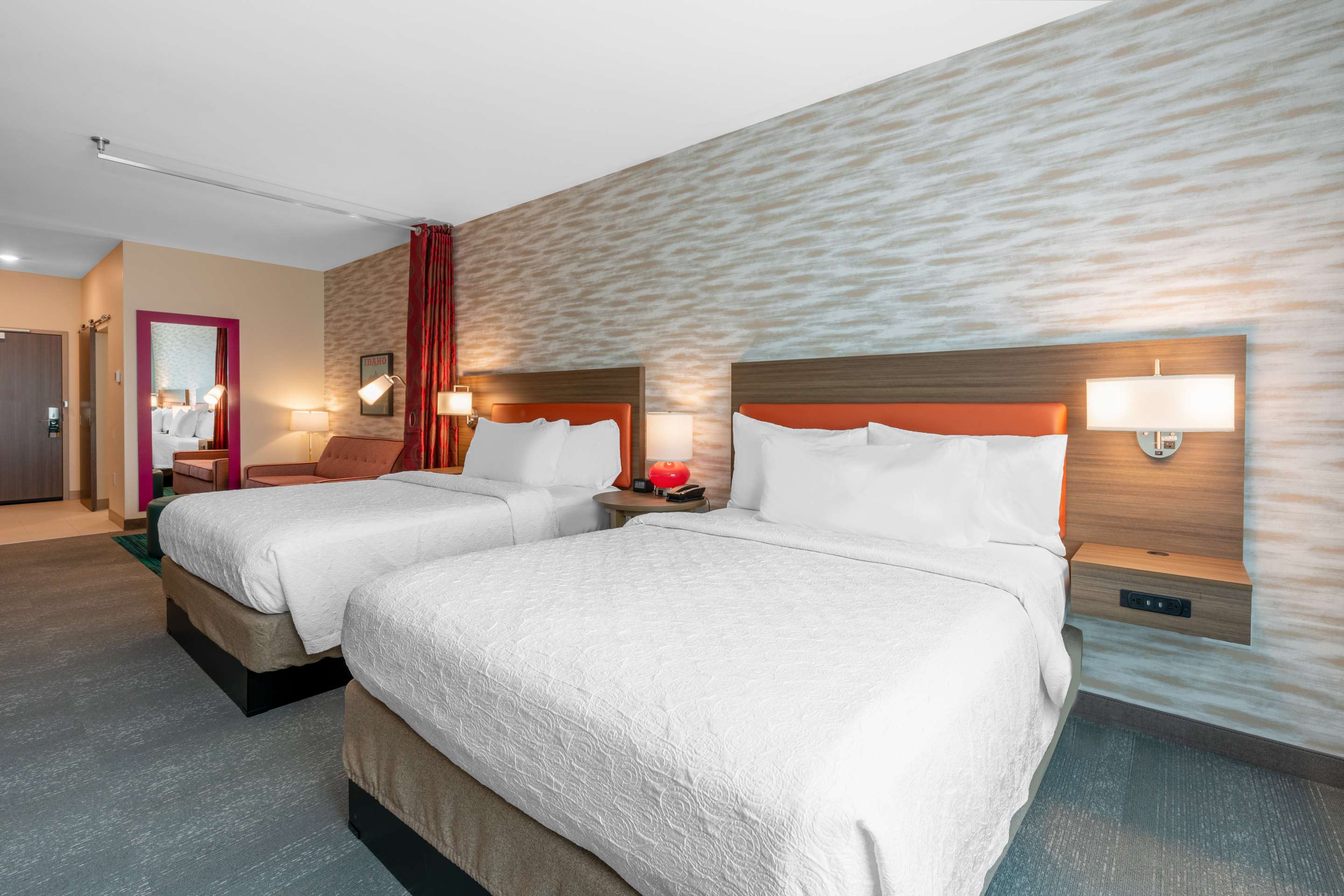 Guest room