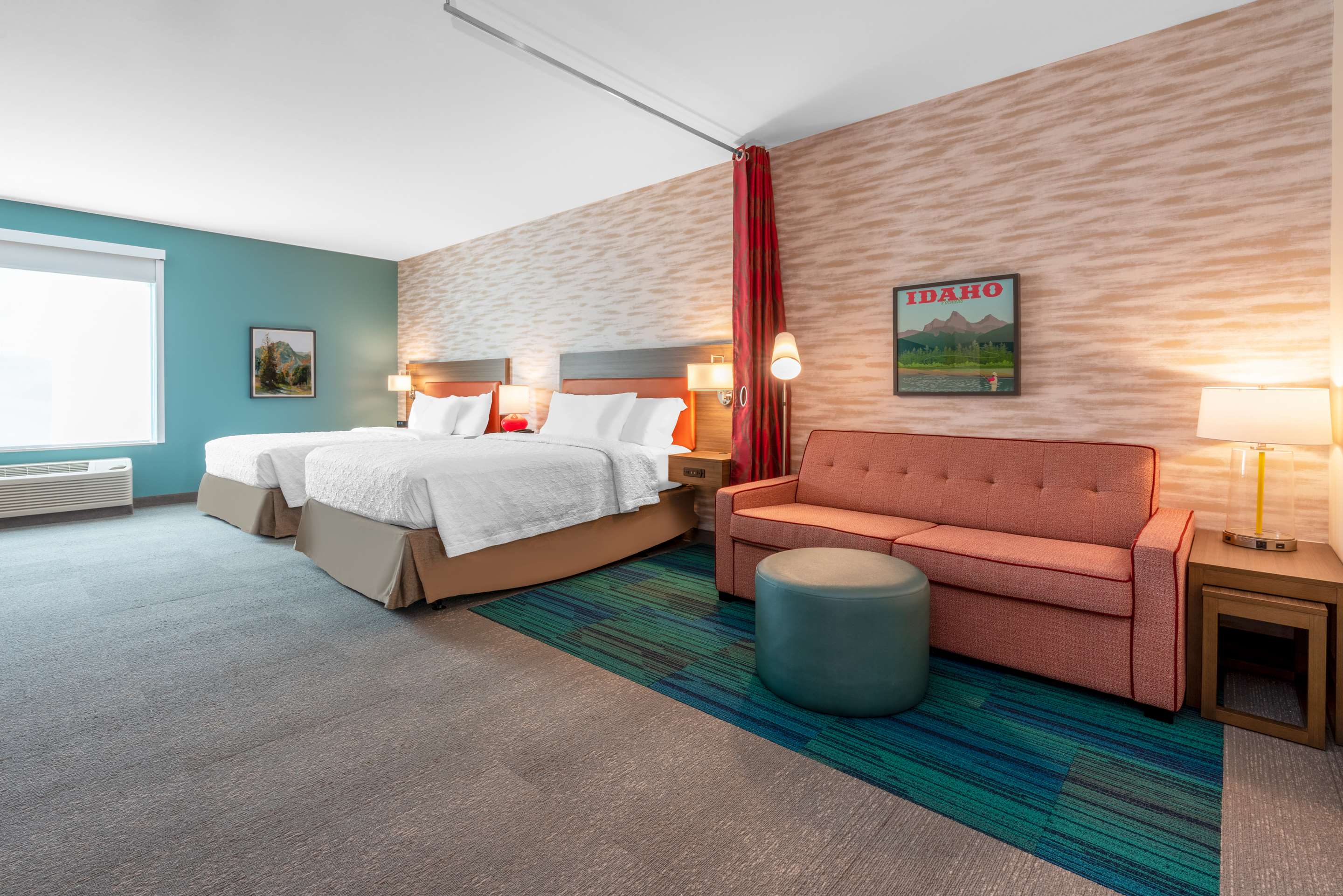 Guest room