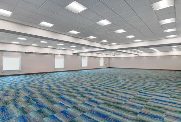  - Home2 Suites by Hilton Bentonville - I-49, Exit 86