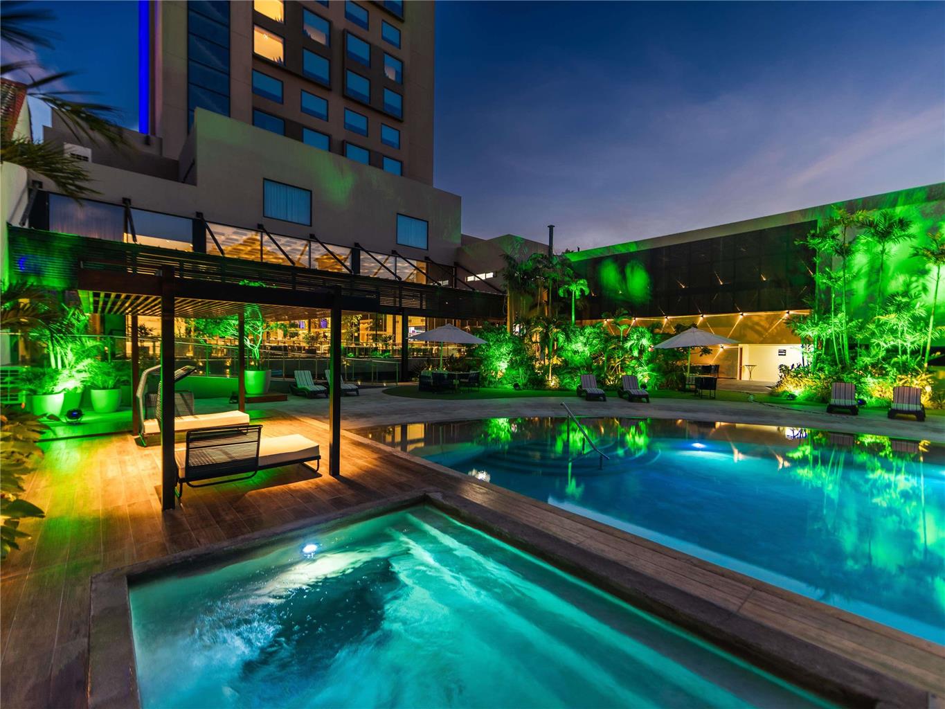 Novotel Santa Cruz De La Sierra Hotel