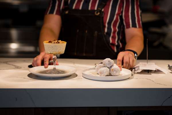 Restaurant - Cambria Hotel Somerville