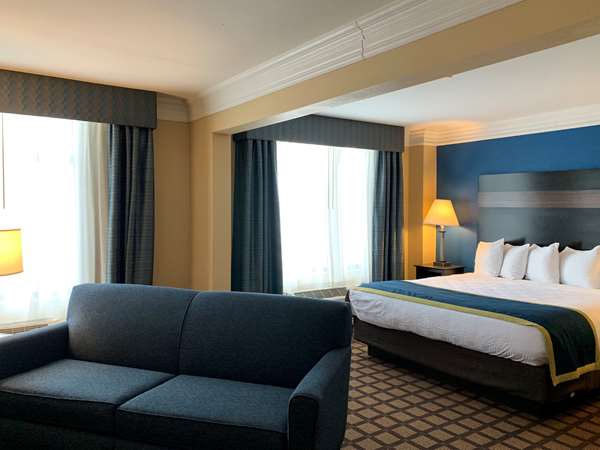  - Comfort Inn Oakdale - I-694, Exit 57